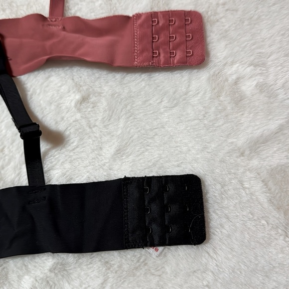 🎀🖤 2 bralettes size M!🖤🎀 - Picture 2 of 5